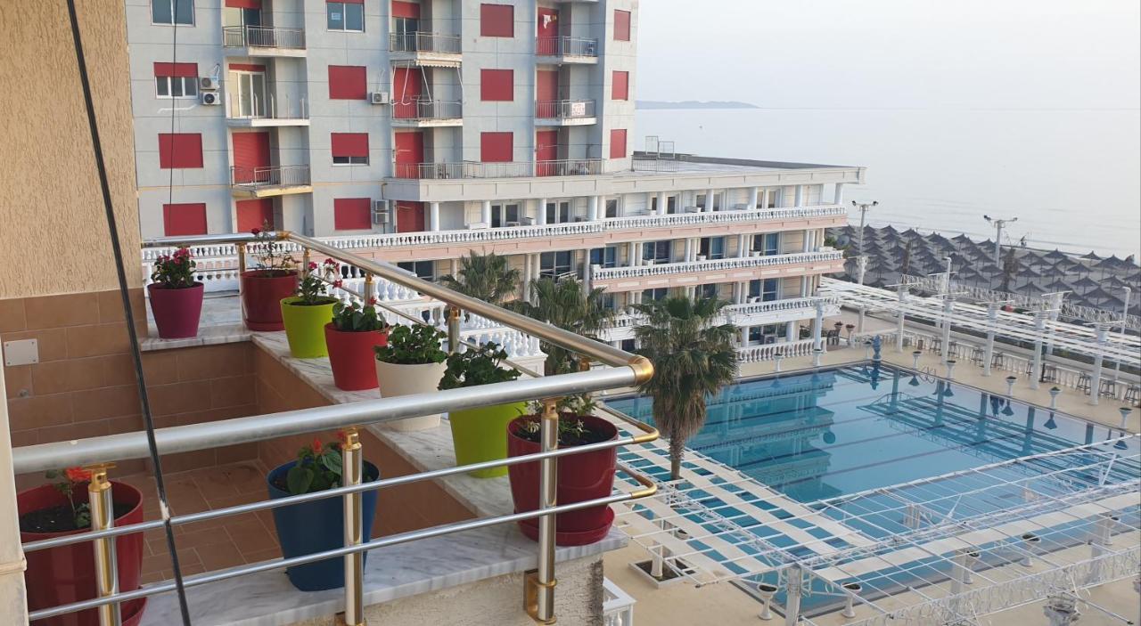 Sea View New Apartment Дуррес Екстер'єр фото