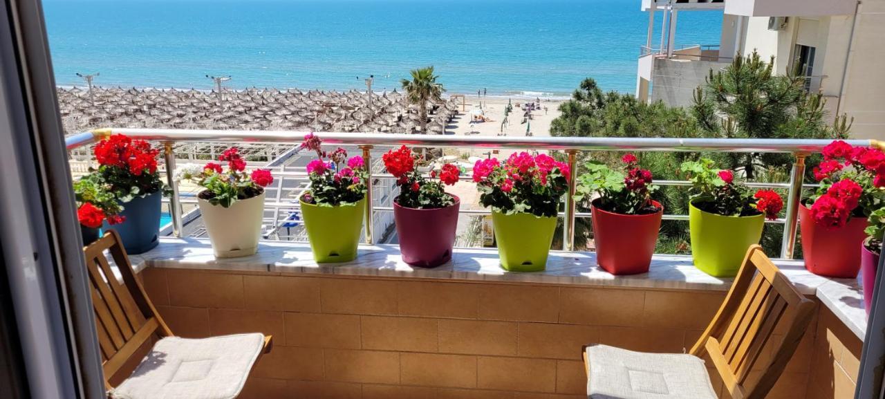 Sea View New Apartment Дуррес Екстер'єр фото
