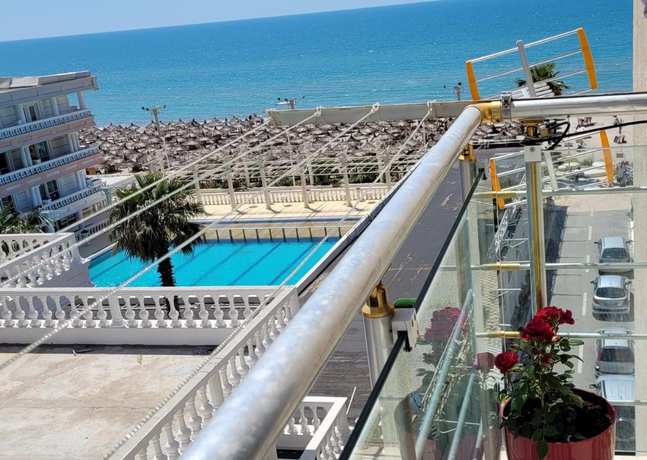 Sea View New Apartment Дуррес Екстер'єр фото